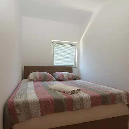 Dom wakacyjny Family Friendly House With A Swimming Pool Peroj, Fazana - 20754 *