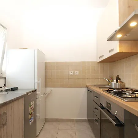 Dom wakacyjny Family Friendly House With A Swimming Pool Peroj, Fazana - 20754