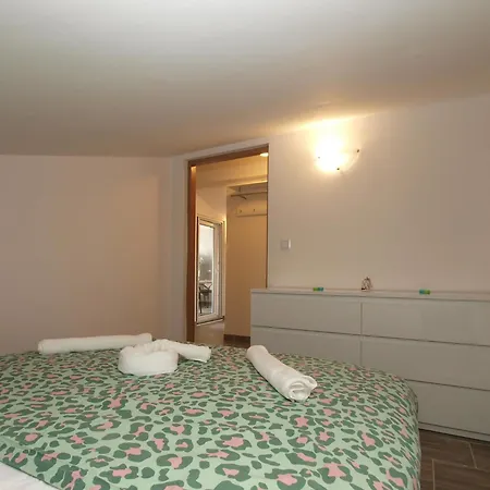 Family Friendly House With A Swimming Pool Peroj, Fazana - 20754 Vakantiehuis Vodnjan
